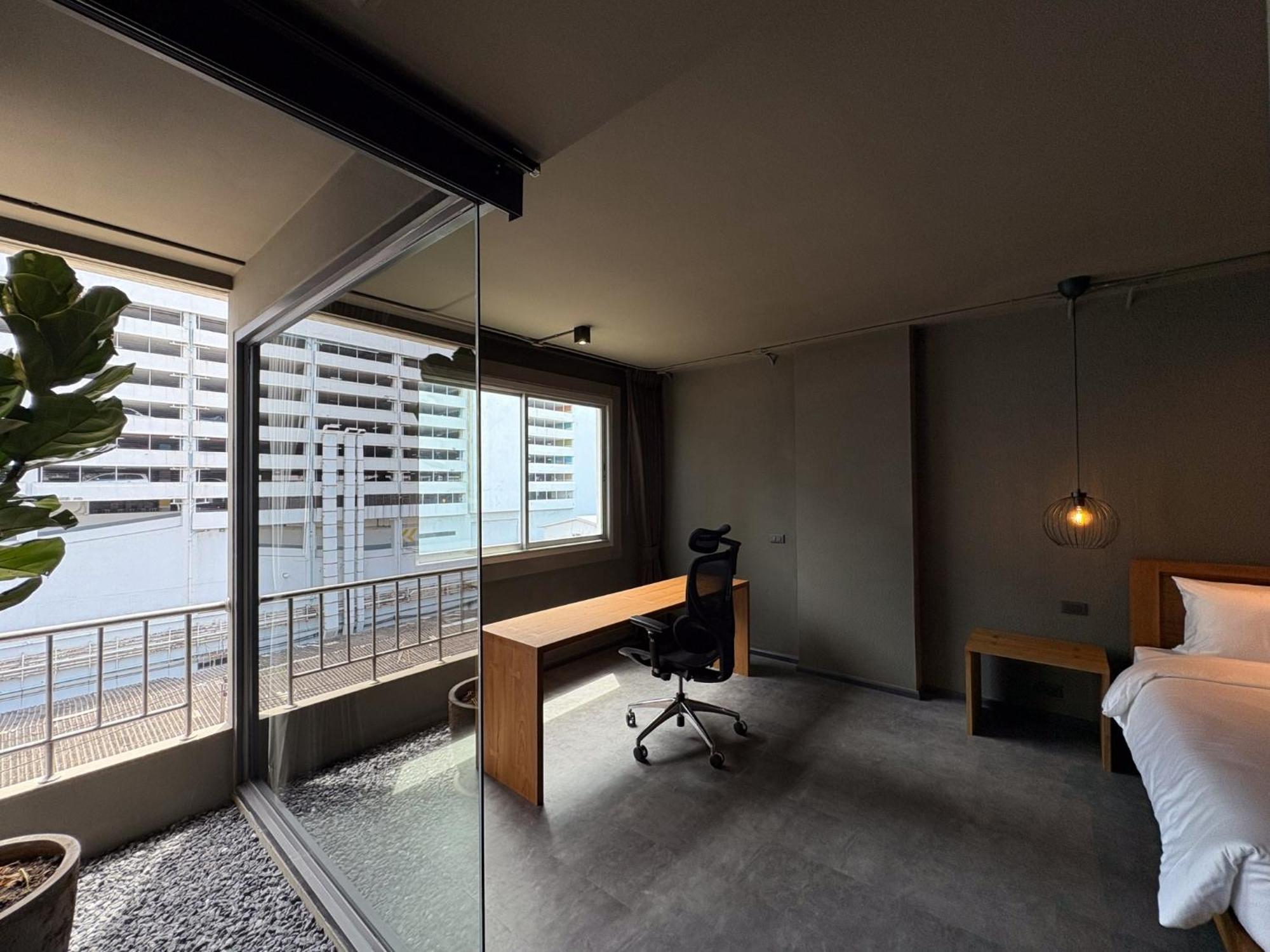 Centric Place Hotel Bangkok Exterior foto