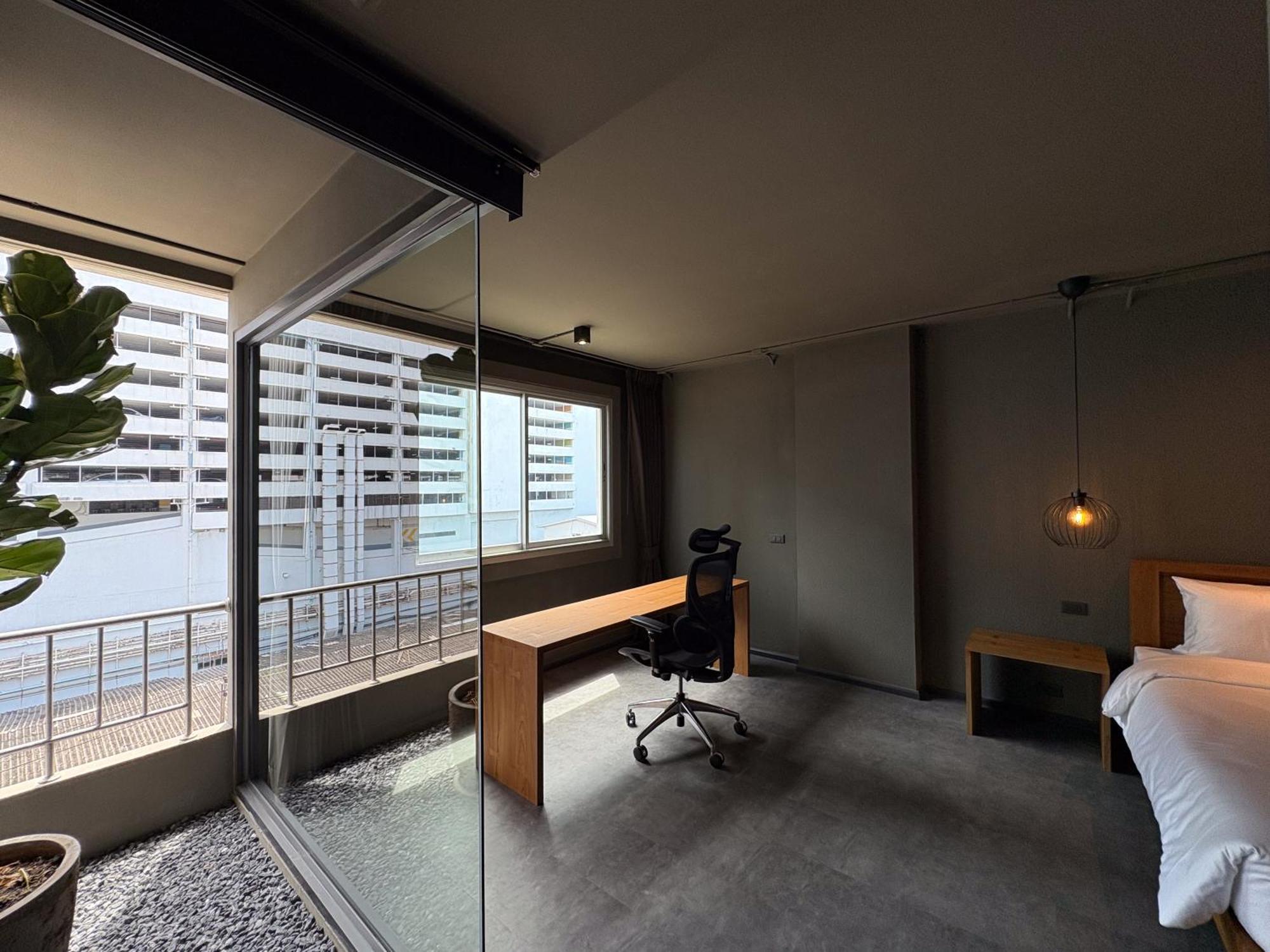 Centric Place Hotel Bangkok Exterior foto