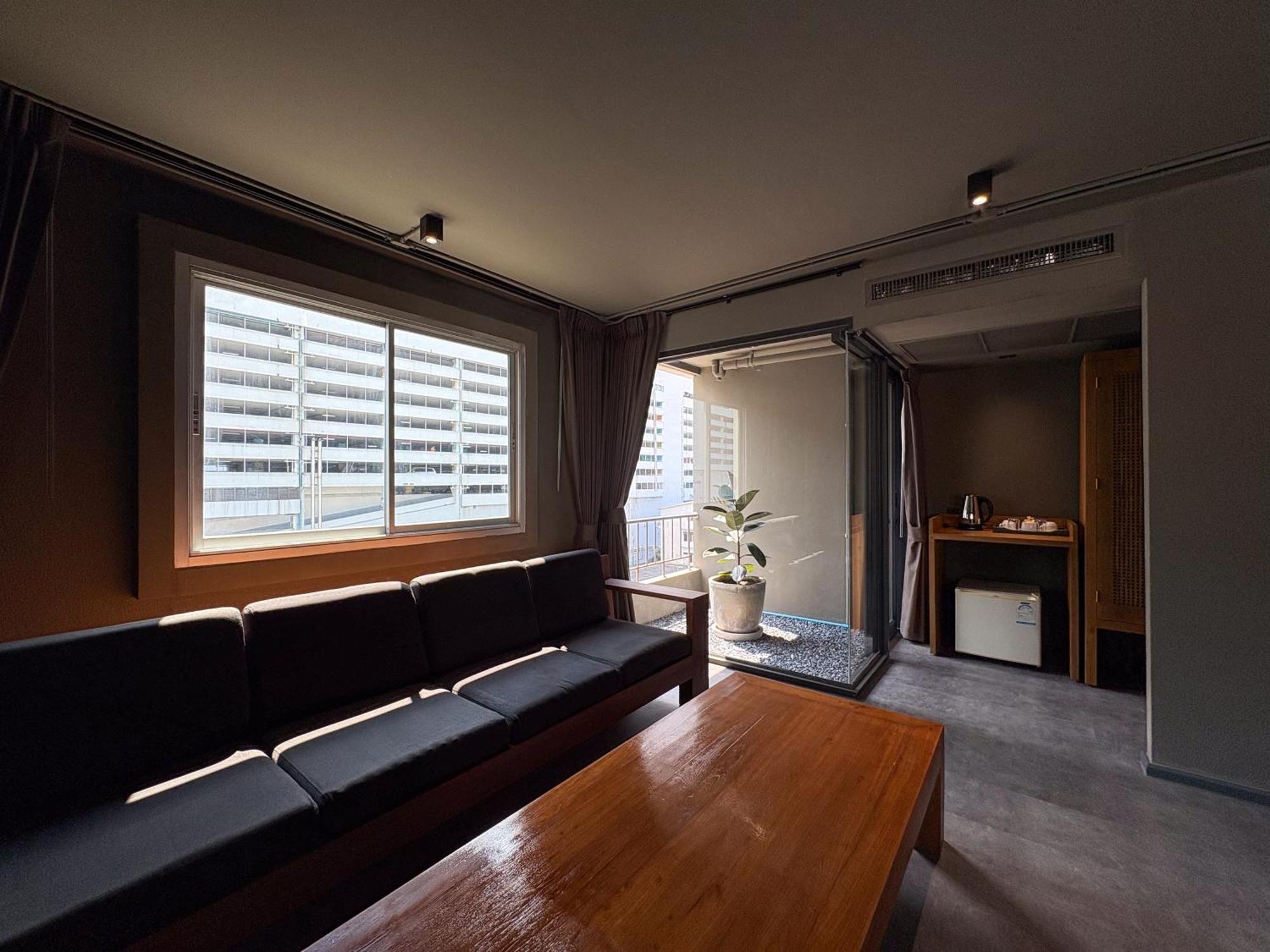 Centric Place Hotel Bangkok Exterior foto
