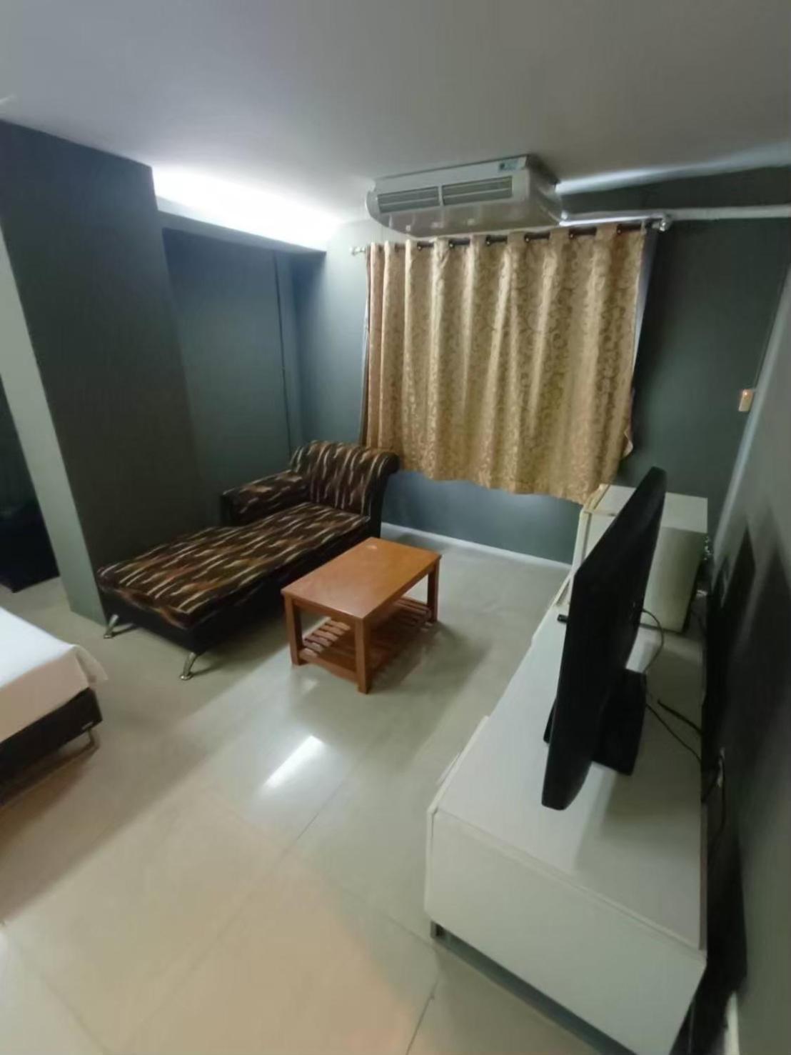 Centric Place Hotel Bangkok Exterior foto